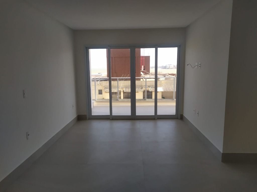 Apartamento com 3 quartos e vista para o mar na Praia do Morro — foto 1