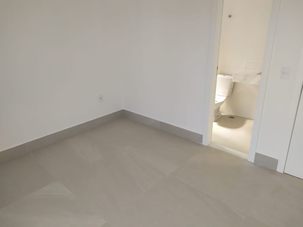 Apartamento com 3 quartos e vista para o mar na Praia do Morro — foto 18